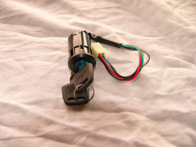 spínací startovací  zapalovací skříňka ATV 110-125 atd